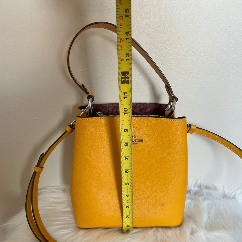 Coach Small Town Bucket Yellow Pebbled Leather Shoulder Bag 1011 - Picture 9 of 13